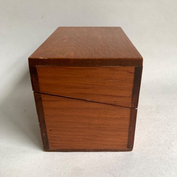 Vintage Wooden Recipe Box With Blank Cards and Dividers - Picture 2 of 7